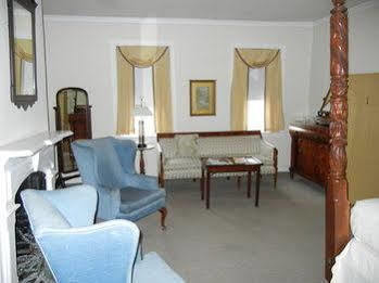 Wayside Inn Middletown ภายนอก รูปภาพ